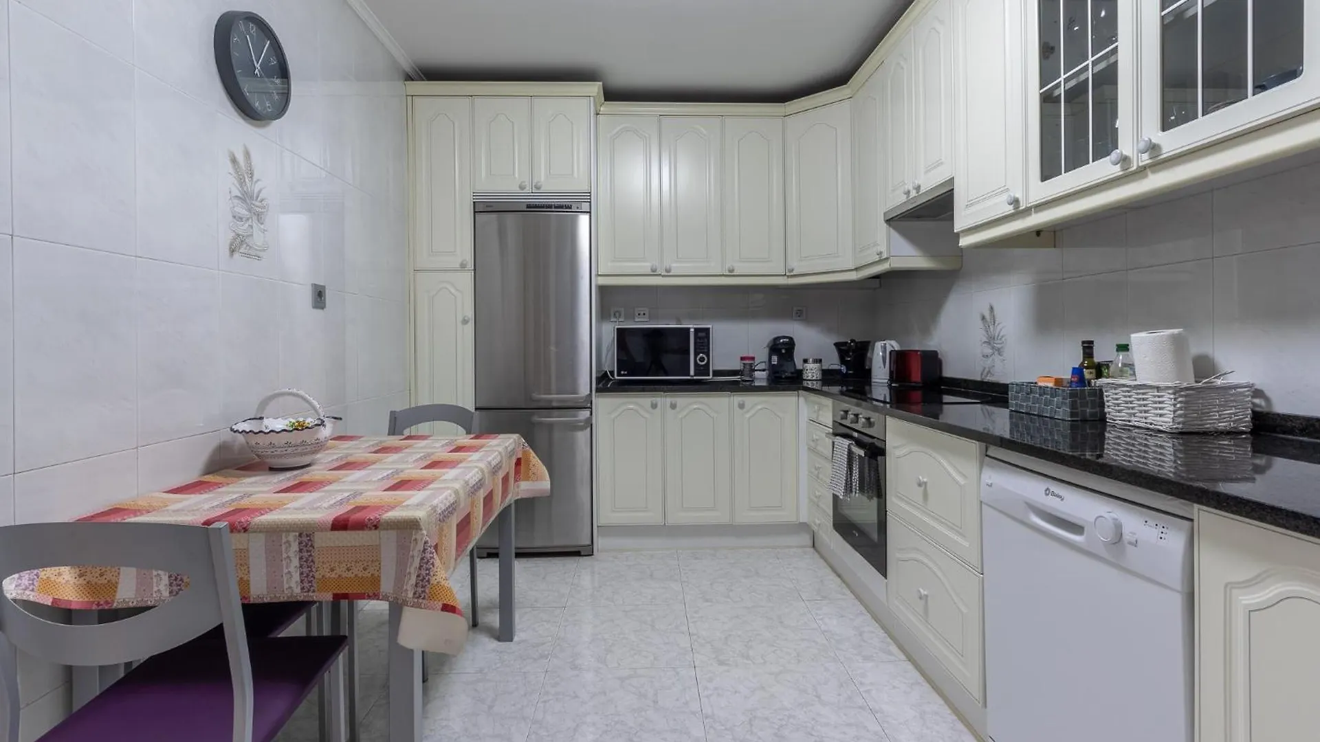 Apartamento En El Mismo Corazon Del Casco Viejo Bilbao 0*,